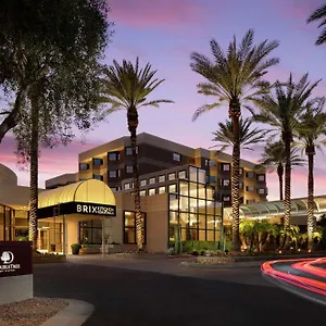 doubletree-suites-by-hilton-phoenix.hotelsofphoenix.com/